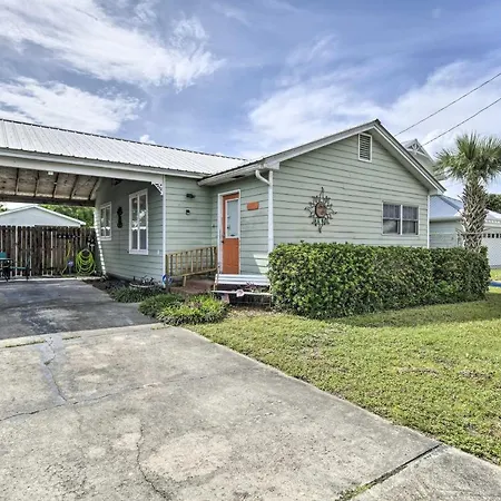 Cozy Pcb Cottage About 1 Block To Beach!